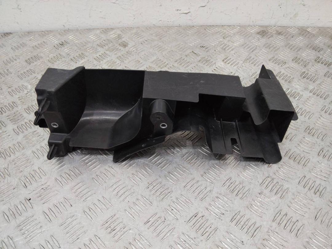 воздуховод (дефлектор) радиатора Mercedes-Benz Sprinter 2 поколение (W906) 2013, A9068890031 - фото №1