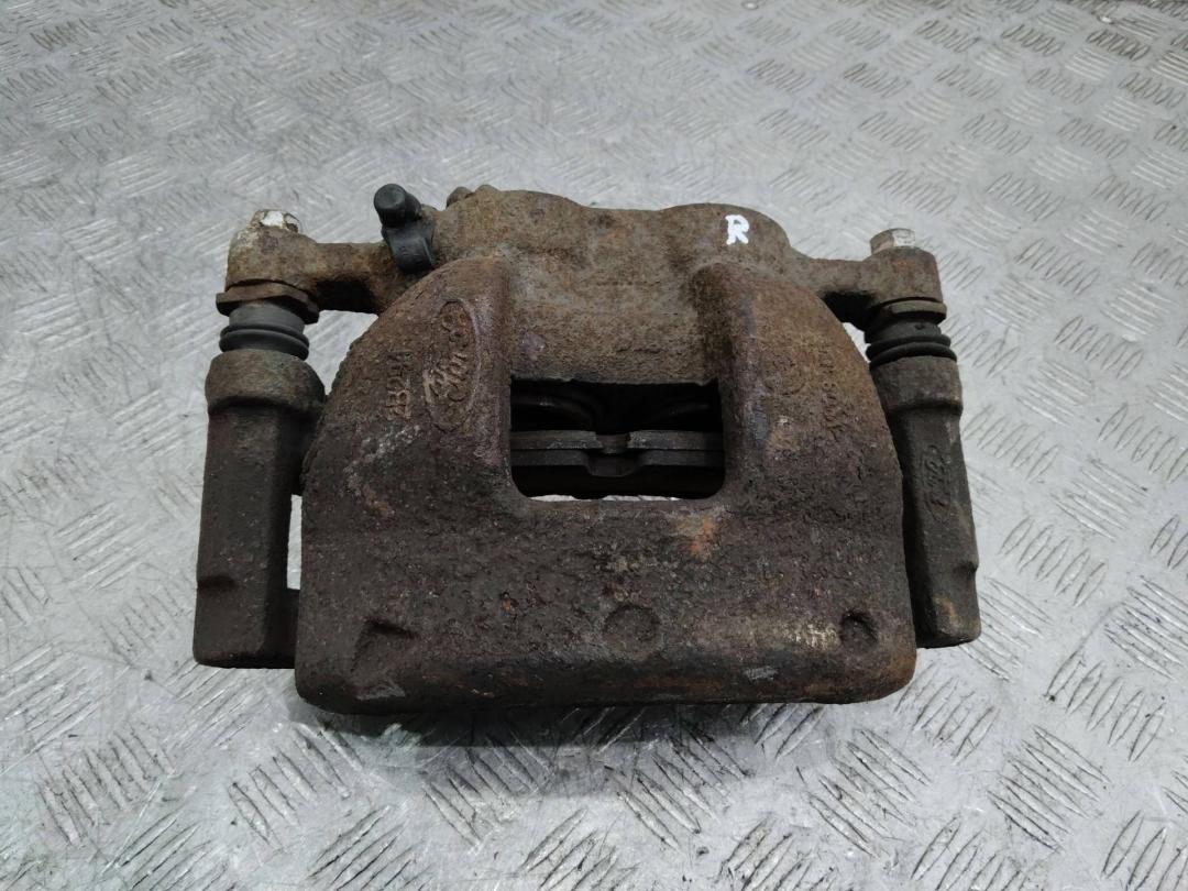 суппорт передний правый Ford Transit 8 поколение 2016 - фото №1