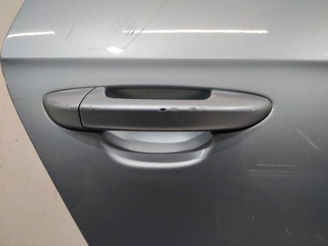 ручка наружная задняя правая Volkswagen Passat B6 2007, универсал - фото №1