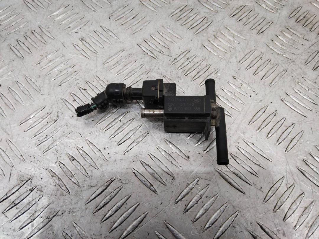 электромагнитный клапан Renault Clio 4 поколение 2013, 1.2 л., бензин, 8200603558 - фото №1