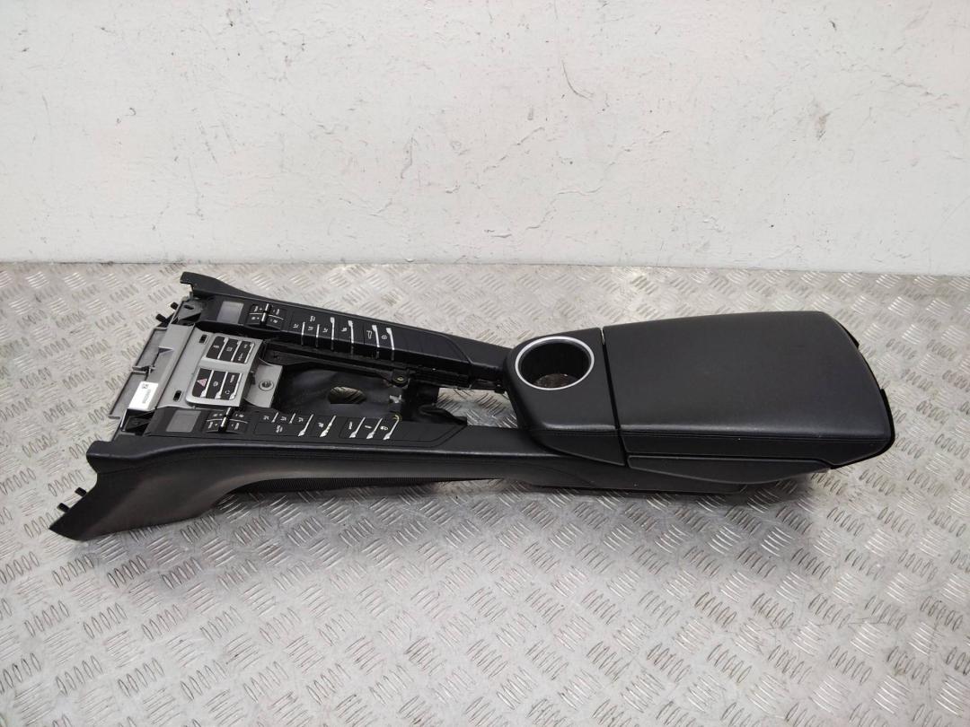 консоль салона Porsche Panamera 970 2011, 97055311101 - фото №1