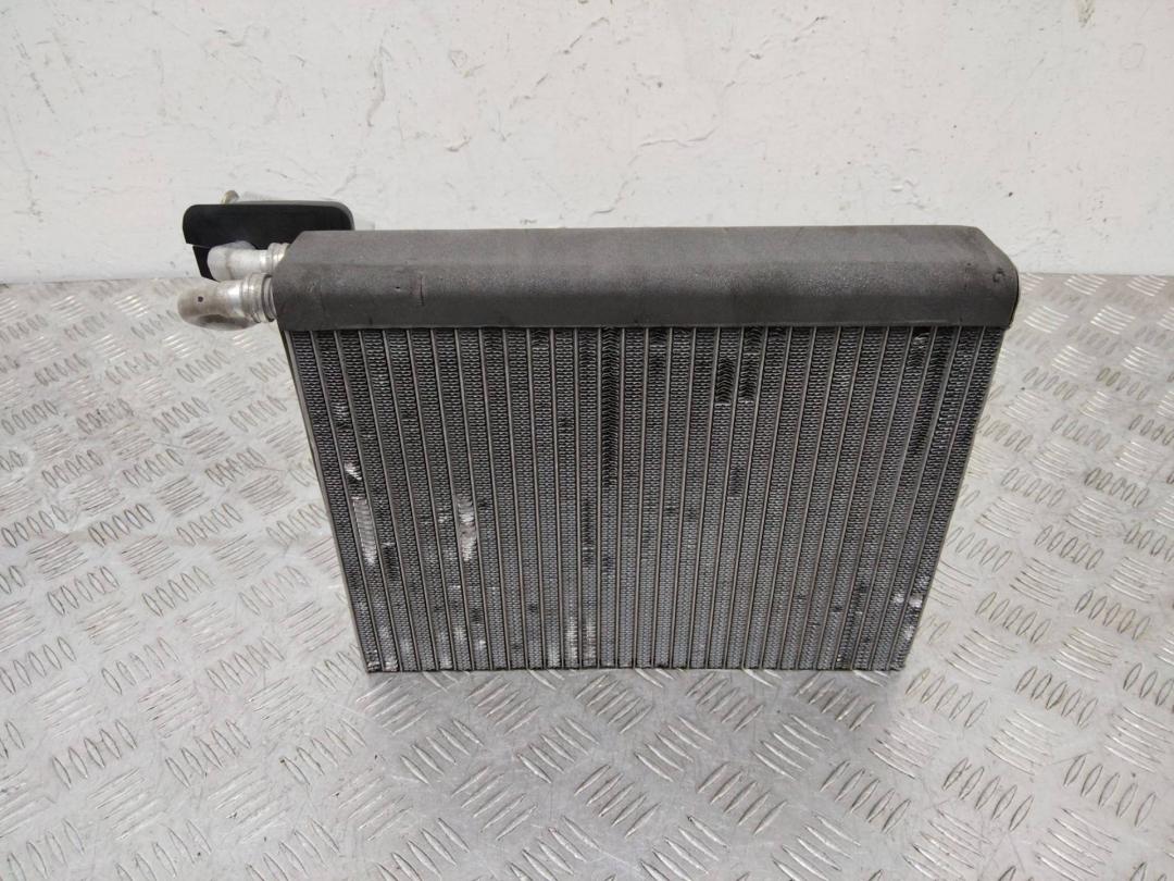 испаритель кондиционера Mercedes-Benz M-Класс W164 2007, 3.0 л., дизель, A1648300084 - фото №1