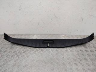 накладка внутренняя на заднюю панель кузова BMW X3 E83 [рестайлинг] 2006, 7049045