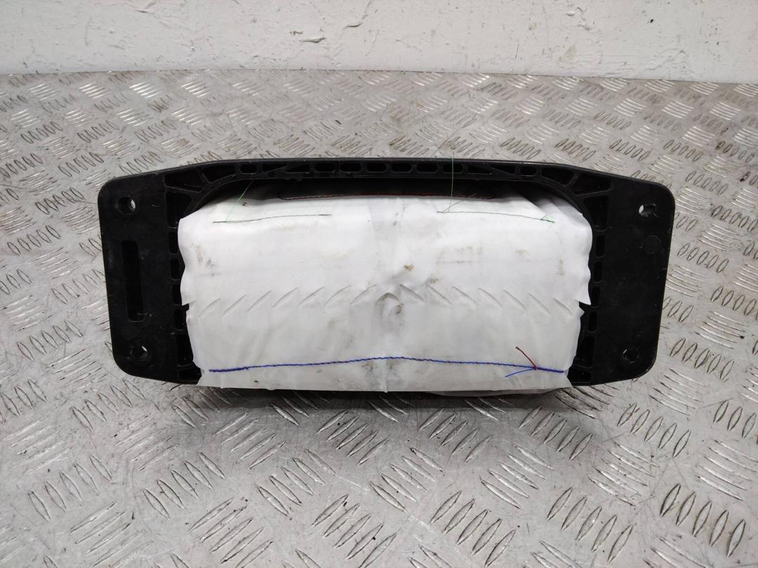 подушка безопасности пассажира Mercedes-Benz E-Класс W213/S213/C238/A238 2017, A2138600202 - фото №1