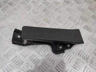 педаль Isuzu Elf 6 поколение [рестайлинг] 2022