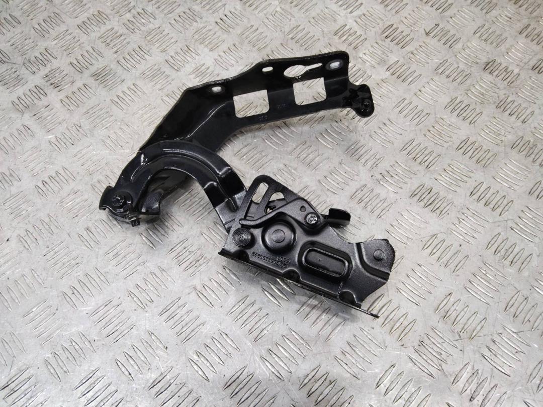 петля капота правая Mercedes-Benz C-Класс W205/S205/C205 2016, A2058800928 - фото №1