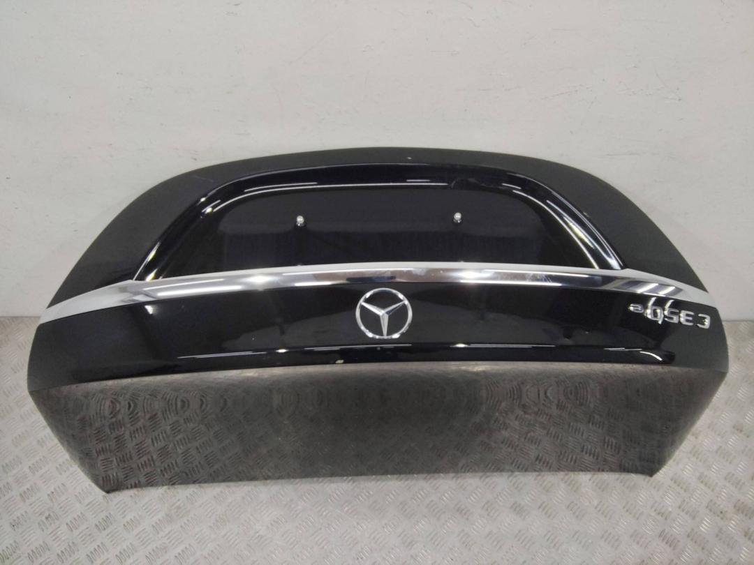 крышка багажника (дверь 3-5) Mercedes-Benz C-Класс W205/S205/C205 2016, седан - фото №1