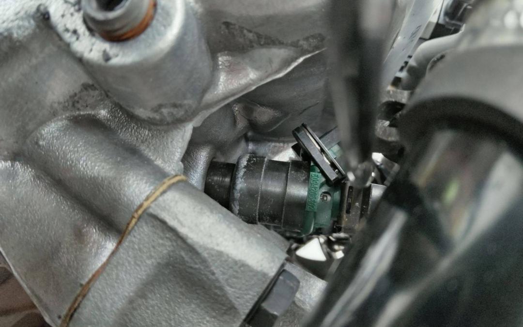 форсунка Daewoo Nexia 1 поколение 1995, 1.5 л., A15MF, бензин, 5094205602 - фото №1