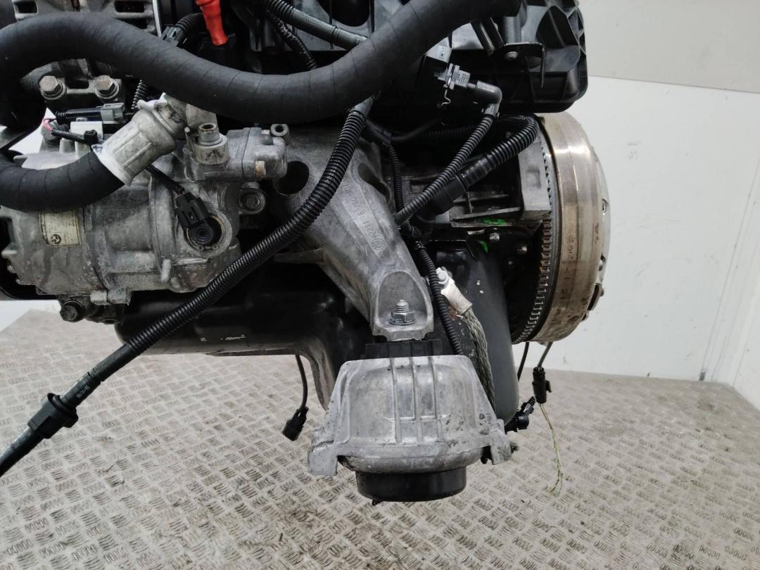 кронштейн двигателя BMW 3 серия E90/E91/E92/E93 2005, 2.0 л., бензин, МКПП, 6760307 - фото №1