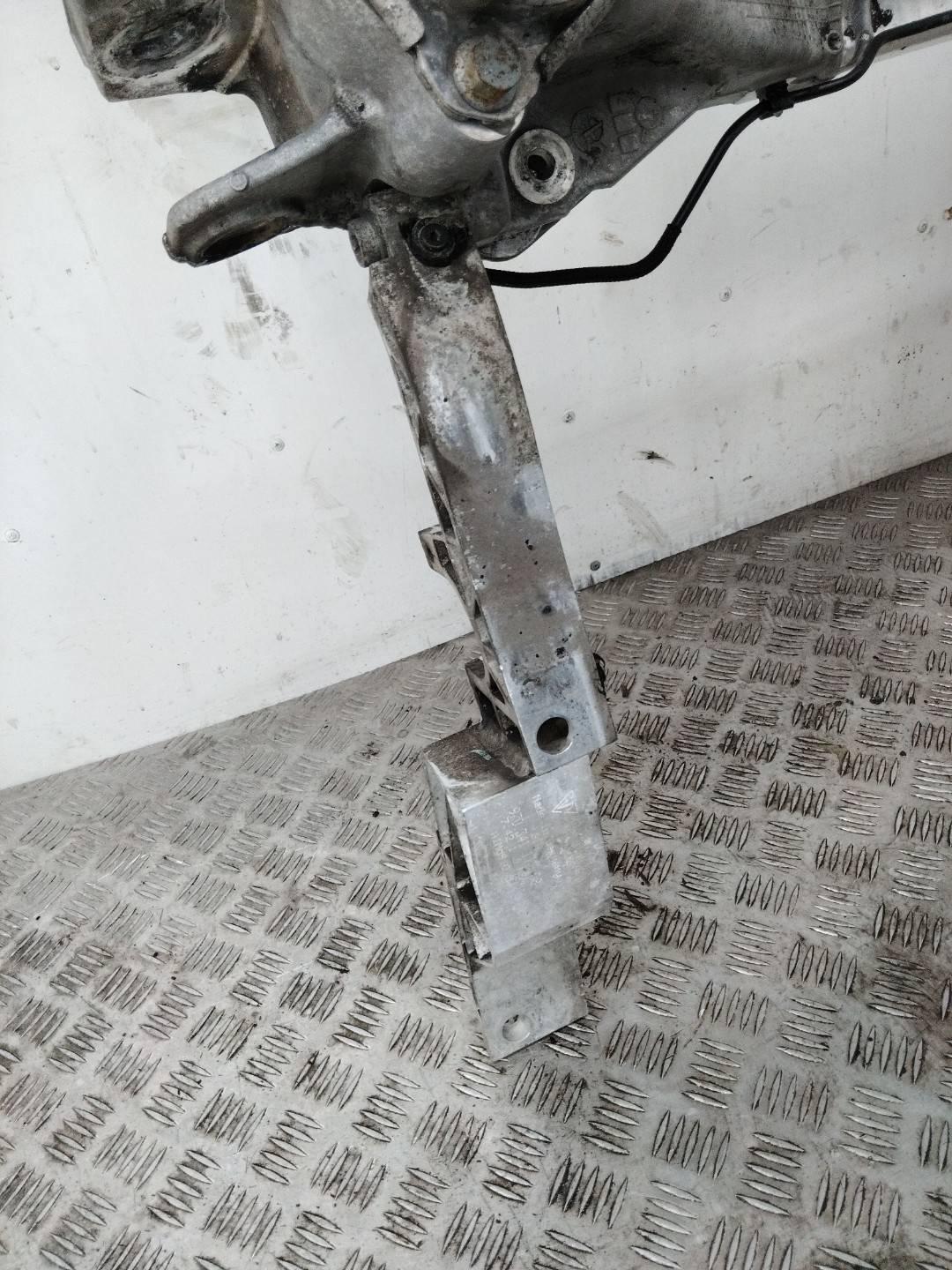 крепление стабилизатора / втулки стабилизатора Porsche Panamera 970 2011, 3.0 л., дизель, 97034111308 - фото №1