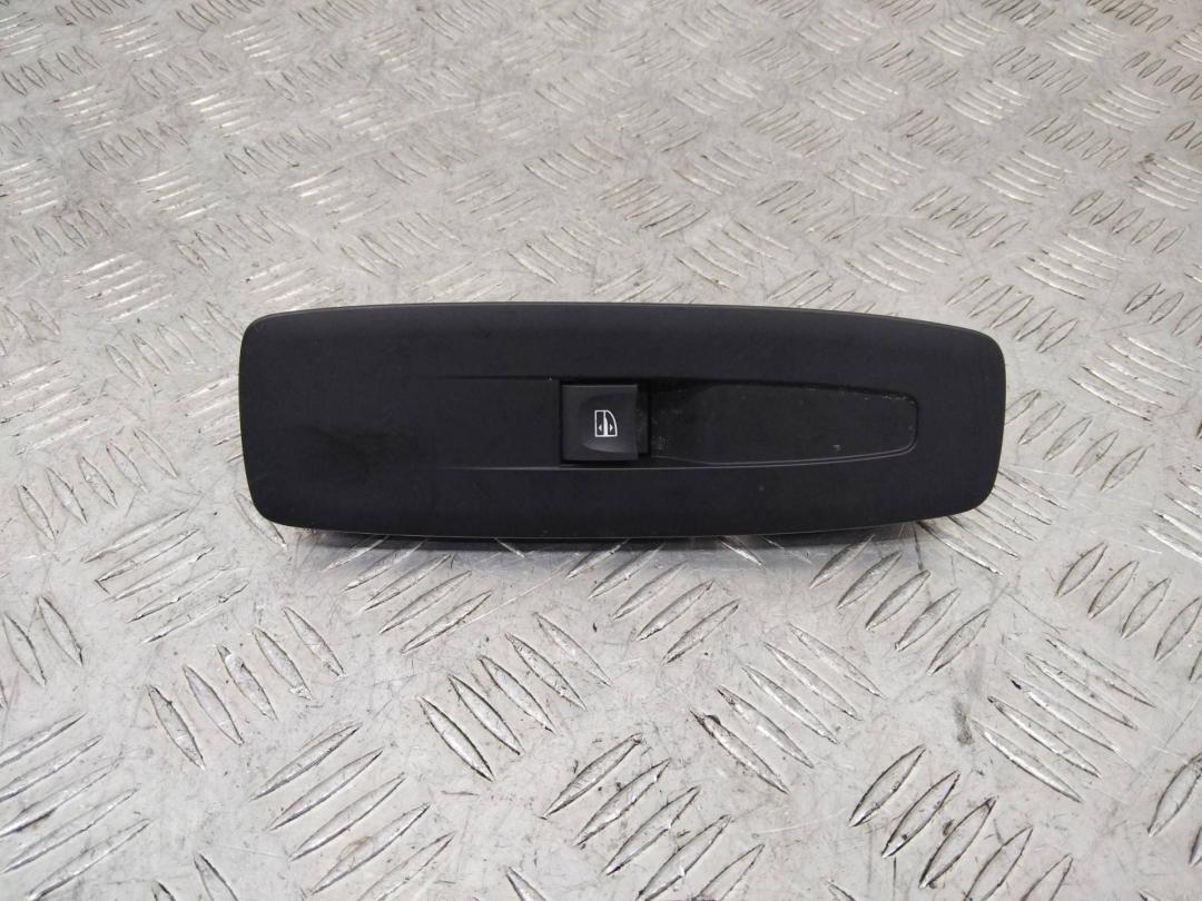 кнопка стеклоподъемника двери задней правой Renault Grand Scenic 4 поколение 2019, 809605274R - фото №1