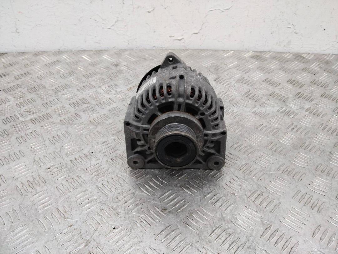 генератор Renault Laguna 2 поколение 2002, 7711497095 - фото №1