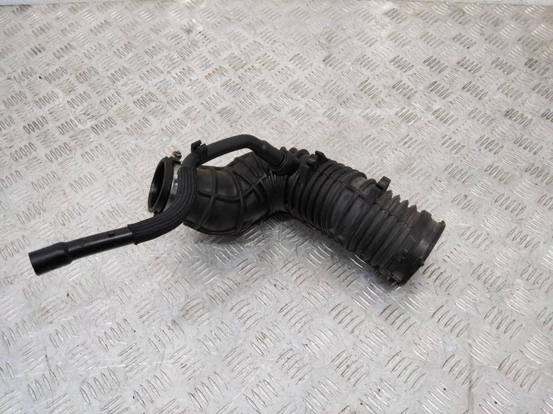 патрубок воздушного фильтра Renault Laguna 3 поколение 2008, 2.0 л., дизель, МКПП, 8200714810 - фото №1