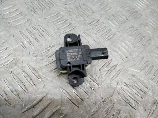 датчик удара Mercedes-Benz M-Класс W166 2015, A1668210351