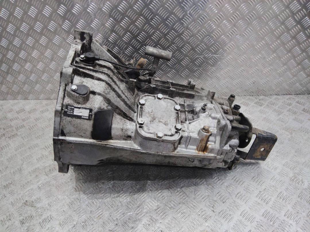 КПП механическая (МКПП) IVECO Daily 3 поколение 2003, 2.8 л., дизель, 8869118 - фото №1