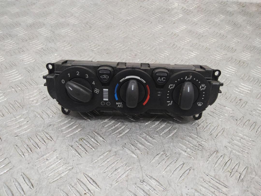 блок управления печки / климат-контроля Ford Transit 8 поколение 2017, GK2T18549 - фото №1