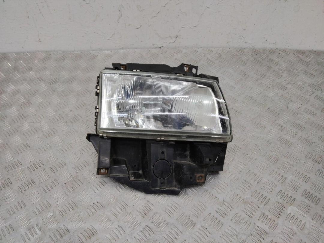 фара правая Volkswagen Transporter T4 1996 - фото №1