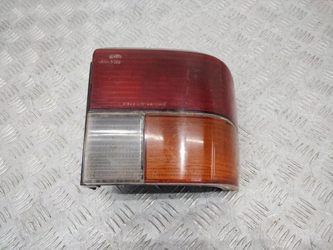 фонарь задний правый Volkswagen Transporter T4 1996, 70194511 - фото №1