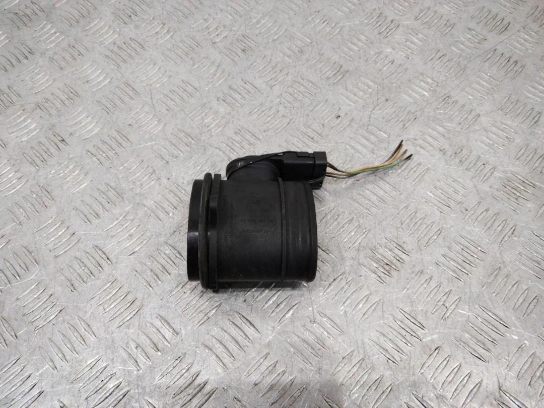 расходомер воздуха Peugeot 308 T7 2009, 1.6 л., дизель, 9650010780 - фото №1