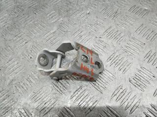 петля двери Renault Megane 4 поколение 2016