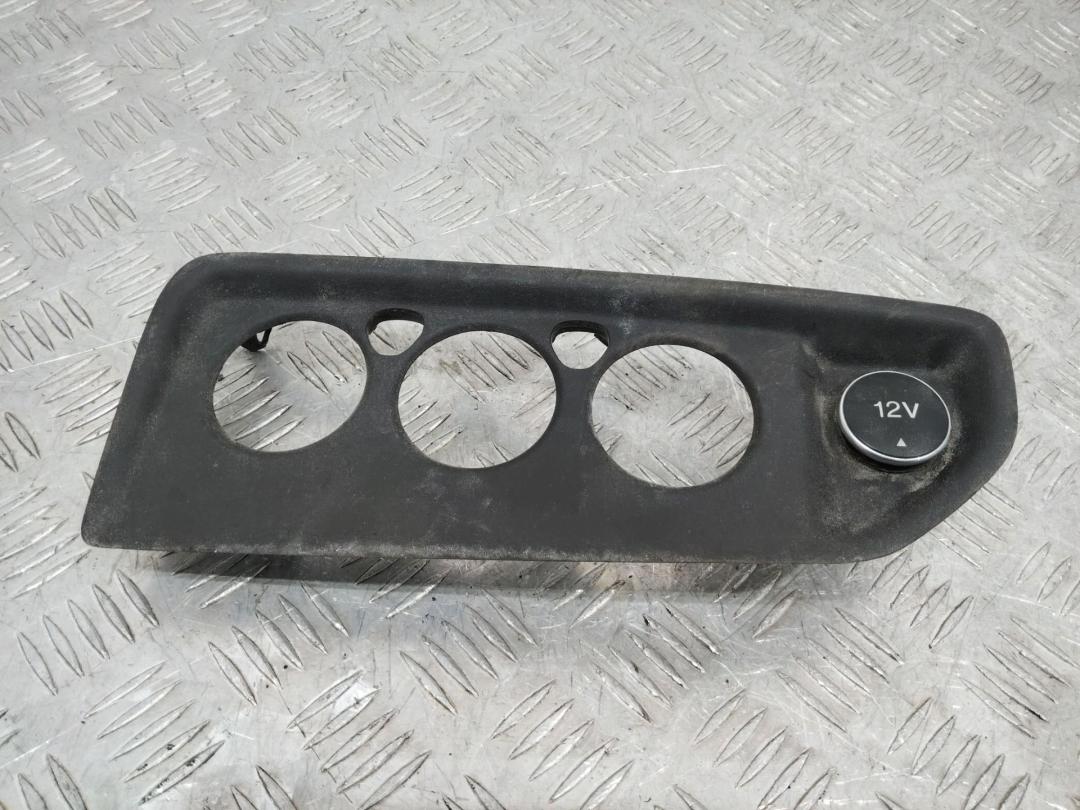 пластик Ford Transit 8 поколение 2016, BK3118522AOW - фото №1