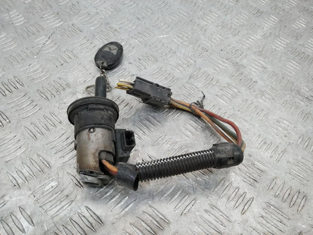 замок зажигания Renault Megane 1 поколение 1998, 7700841554 - фото №1