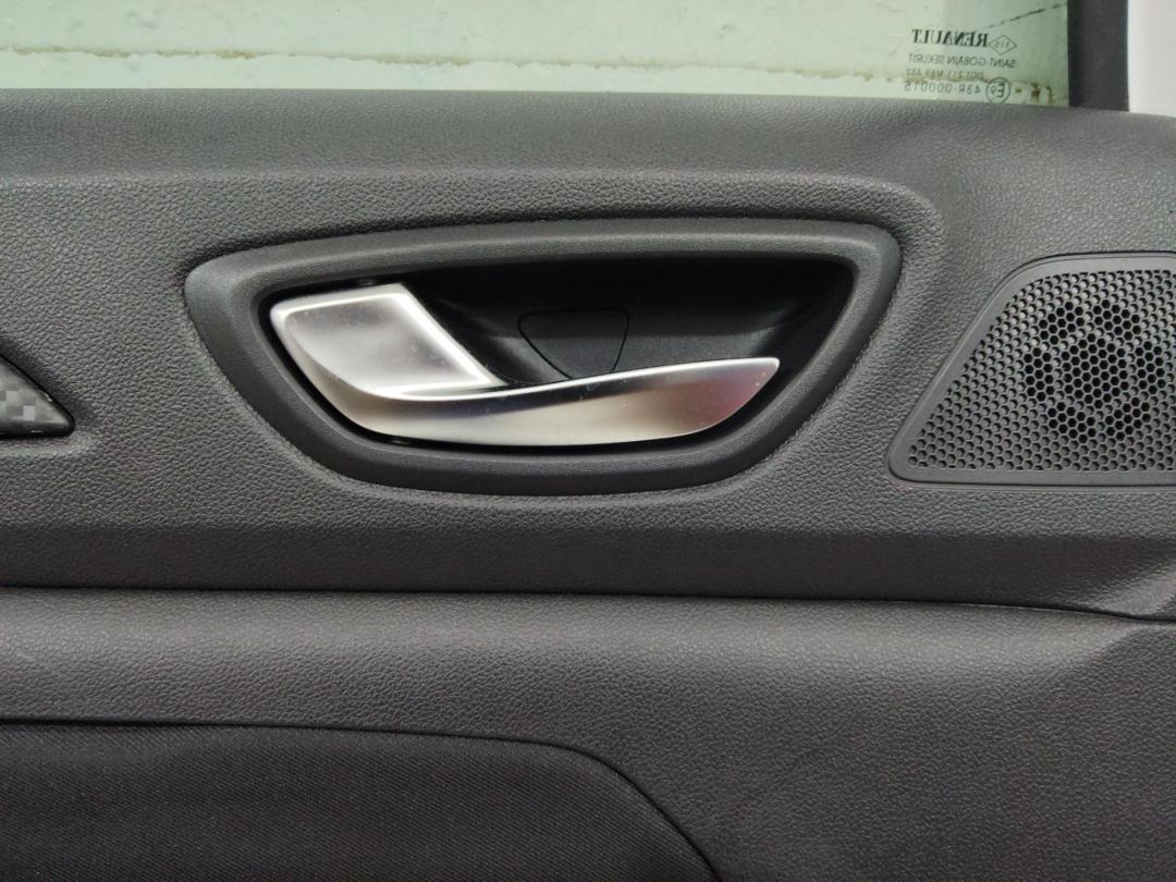 ручка внутренняя задняя левая Renault Megane 4 поколение 2016 - фото №1