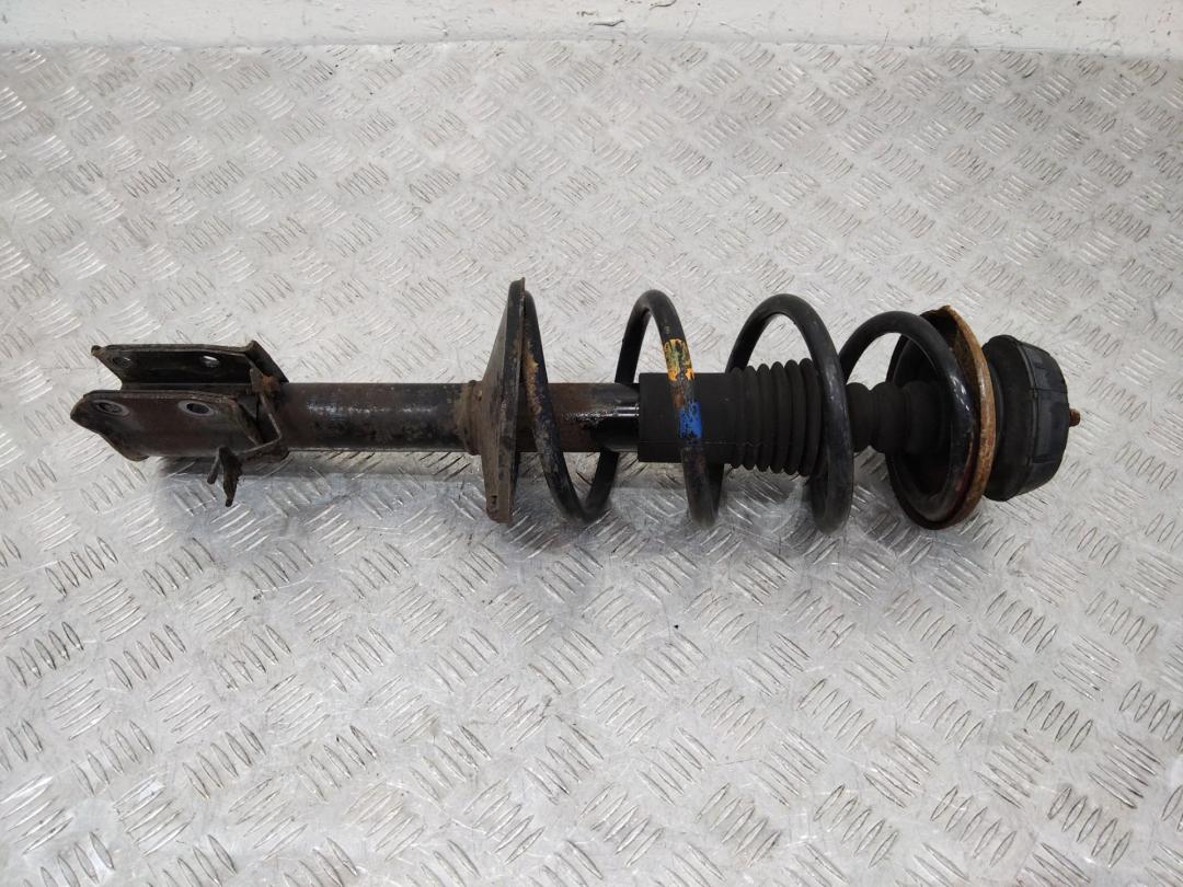 стойка амортизатора Renault Logan 1 поколение 2008, 1.5 л., дизель, 8200748984 - фото №1