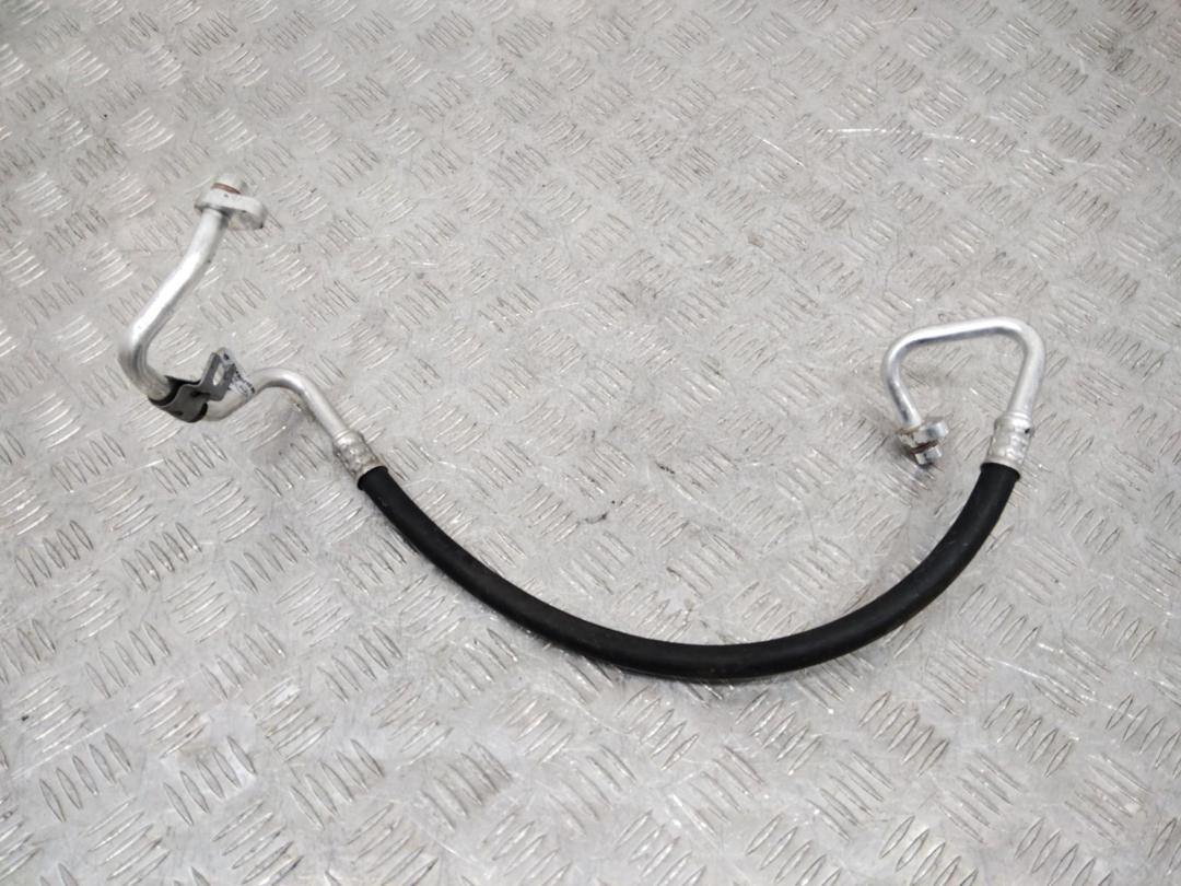 трубка кондиционера Renault Megane 4 поколение 2016, 1.5 л., дизель, 924902151R - фото №1