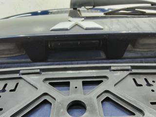 Кнопка открытия багажника ( в составе крышки багажника) Mitsubishi Outlander 2 поколение [рестайлинг] 2009