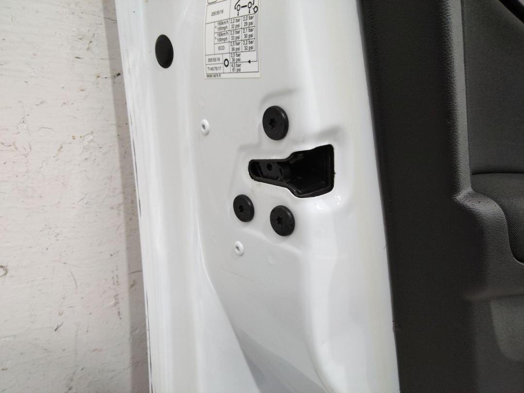 замок двери передней левой Renault Megane 4 поколение 2016 - фото №1