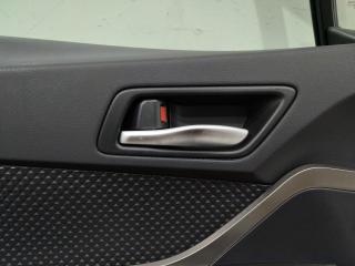 ручка внутренняя передняя левая Toyota C-HR 1 поколение 2018