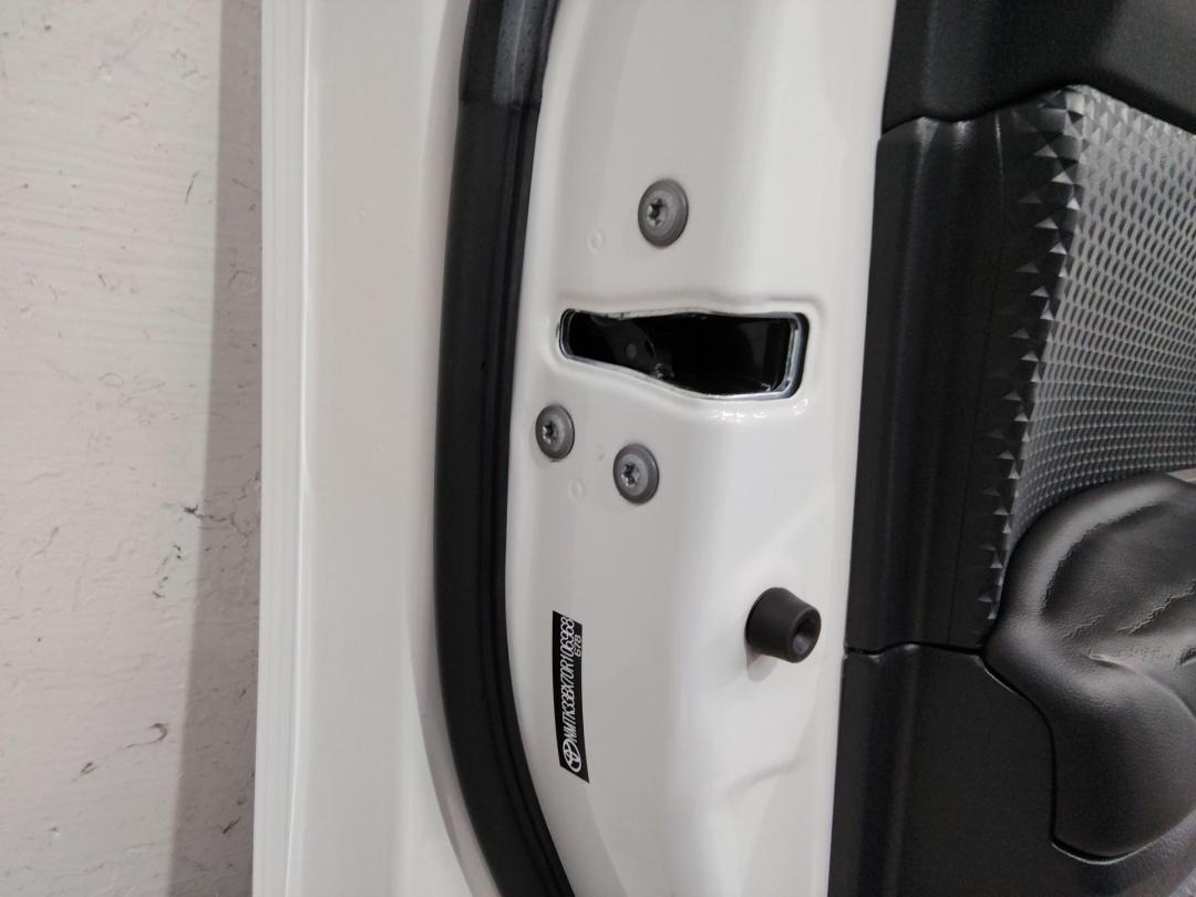 замок двери передней левой Toyota C-HR 1 поколение 2018 - фото №1