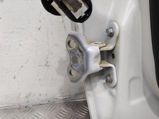 петля двери Toyota C-HR 1 поколение 2018