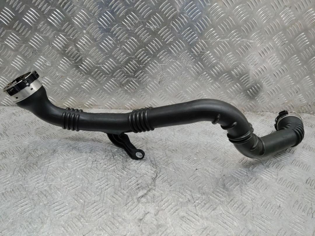 патрубок интеркулера Renault Megane 4 поколение 2018, 144608957R - фото №1