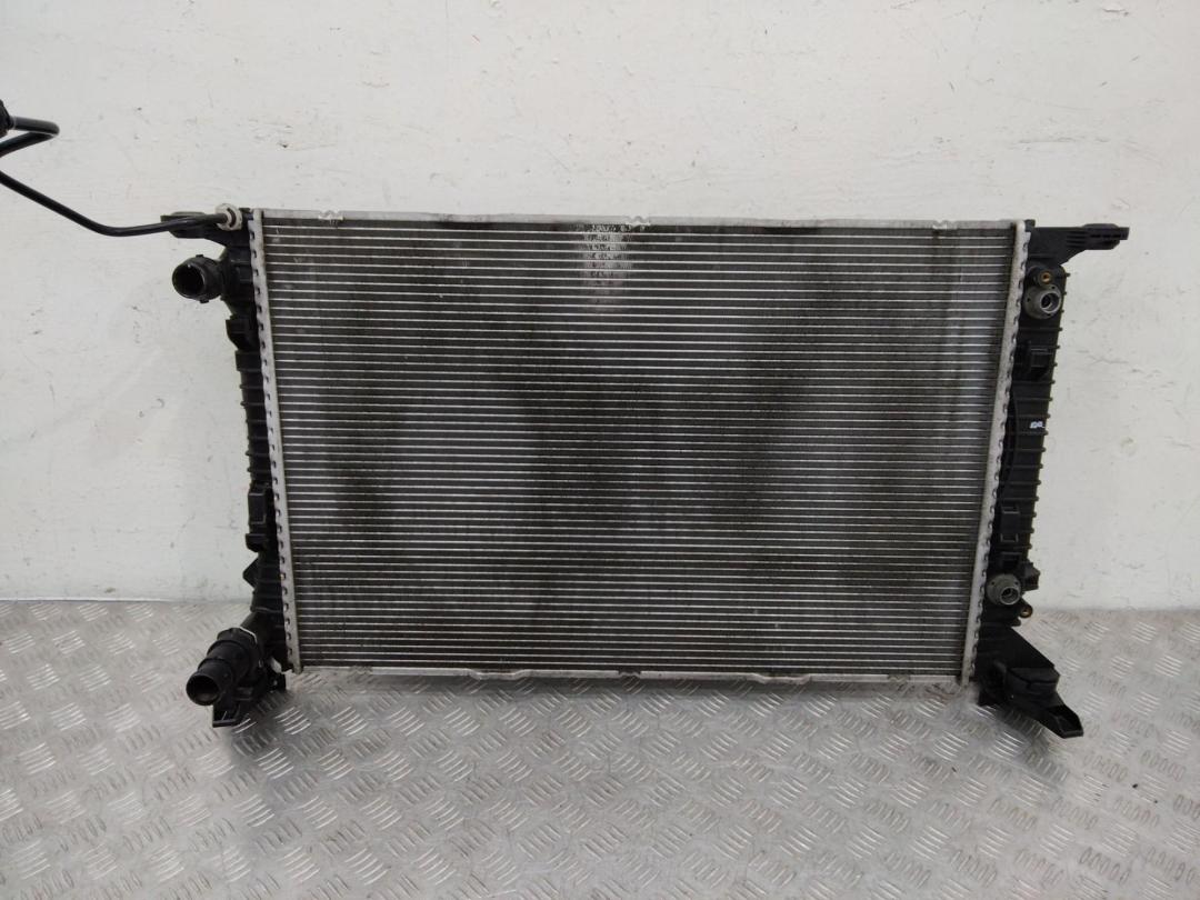 радиатор (основной) Audi Q5 8R 2011, 2.0 л., дизель, 8K0121251T - фото №1