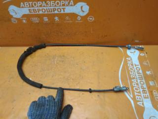 трос кулисы КПП Volkswagen Passat B5 рестайлинг (2000—2005) 2001, 2.0i AZM, 8D2713575