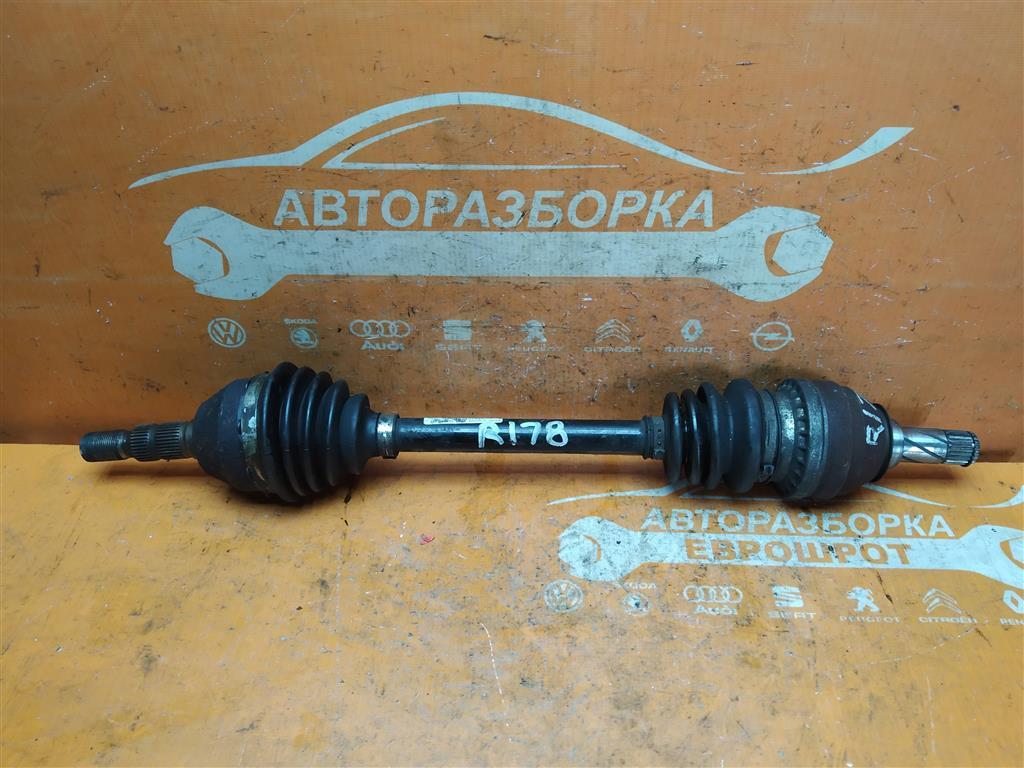 полуось передняя левая (приводной вал, ШРУС) Opel Astra J рестайлинг (2012—2018) 2014, 1.6i A16XER, 13250860 - фото №1