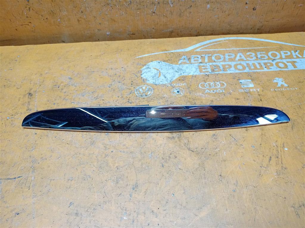 молдинг капота BMW 3 серия E90/E91/E92/E93 (2005—2010) 2009, 2.0i N46B20BD, 51137117242 - фото №1