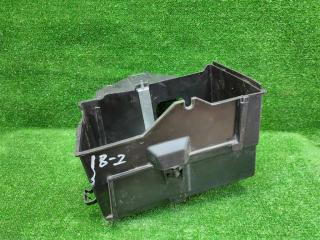 полка аккумулятора Ford Focus II рестайлинг (2007—2011) 2010, 3M5110723AL