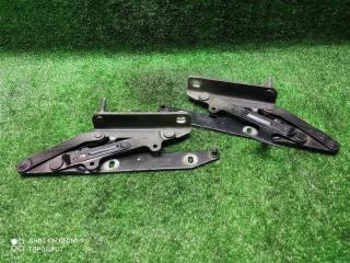 петля капота Land Rover Range Rover Sport I (2005—2009) 2008, BKB780030