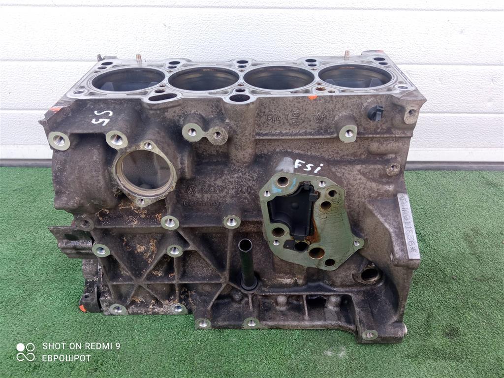 Блок двигателя Audi A4 B6 (2000—2006) 2005, 2.0i AWA, 06B103101G - фото №1
