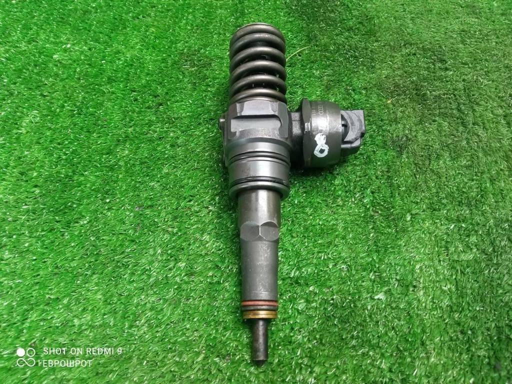 форсунка Volkswagen Passat B6 (2005—2010) 2008, 1.9TD BXE, 038130073AG - фото №1