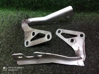 петля капота Opel Astra H рестайлинг (2006—2014) 2012, 1.6i Z16XER, 13213447