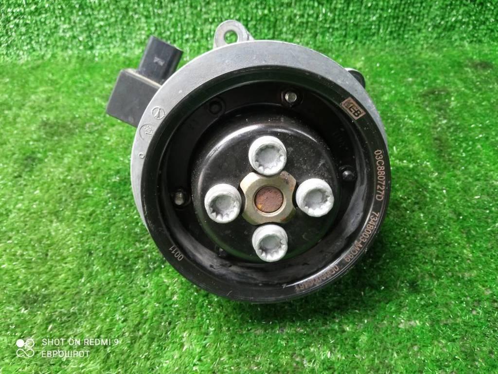 помпа Volkswagen Jetta V (2005—2011) 2008, 1.4TSI BLG, 03C121004J - фото №1