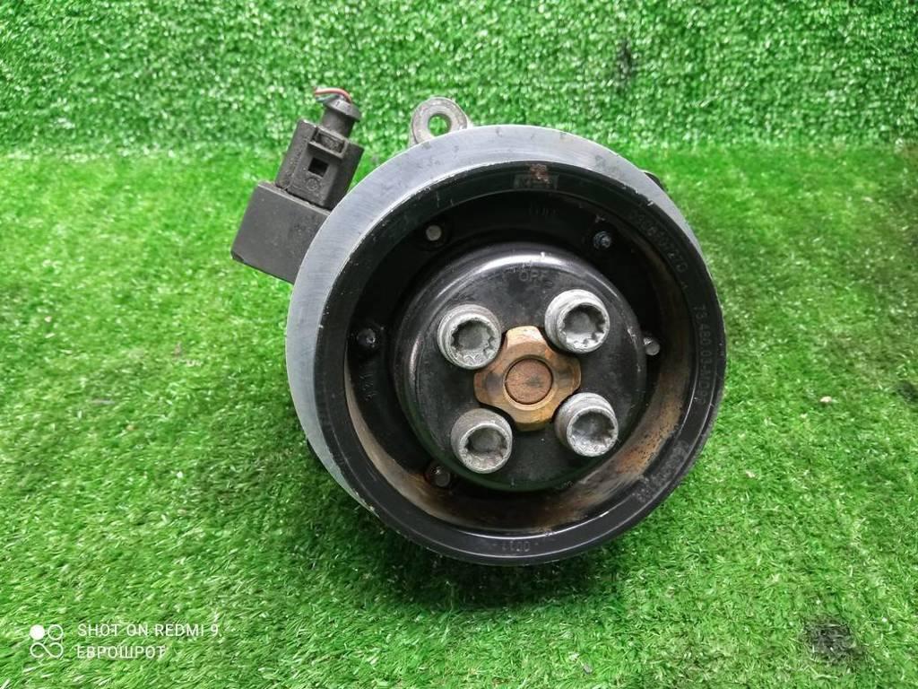 помпа Volkswagen Jetta V (2005—2011) 2008, 1.4TSI BLG, 03C121004J - фото №1