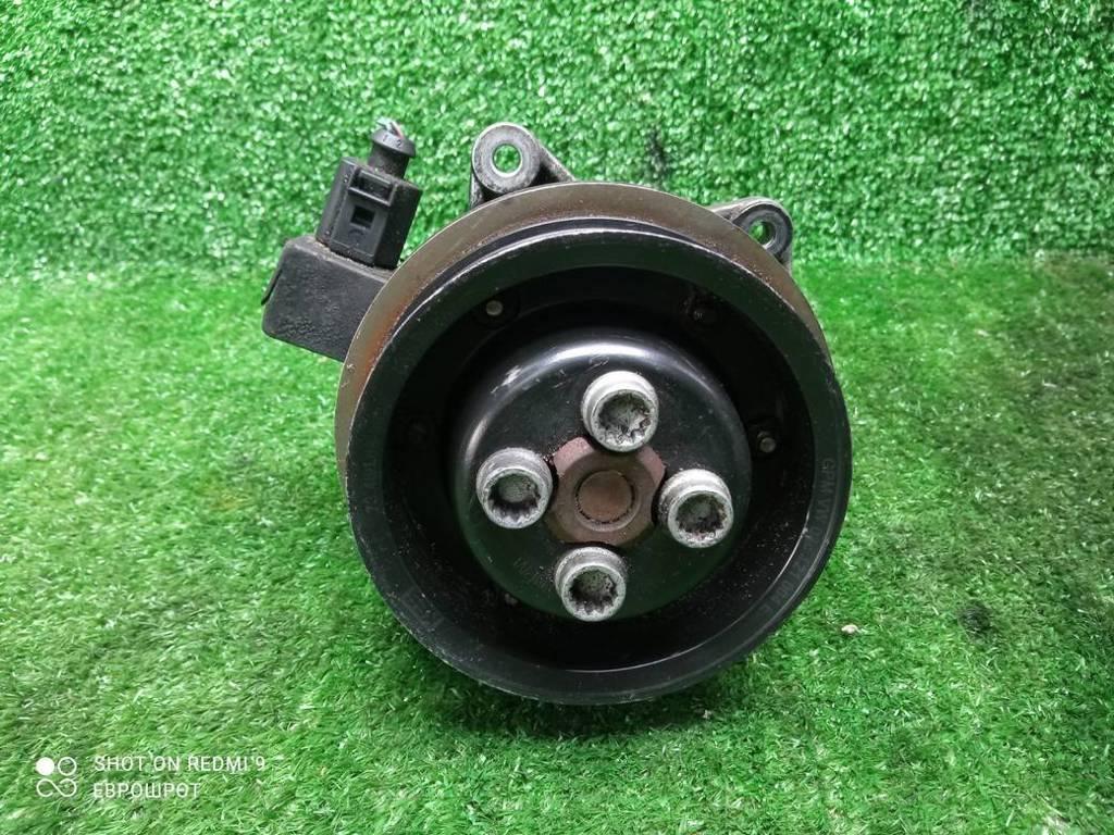 помпа Volkswagen Jetta V (2005—2011) 2008, 1.4TSI BLG, 03C121004J - фото №1