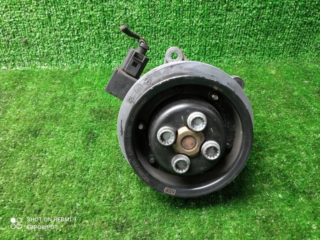 помпа Volkswagen Tiguan I (2007—2011) 2009, 1.4TSI CAV, 03C121004J - фото №1