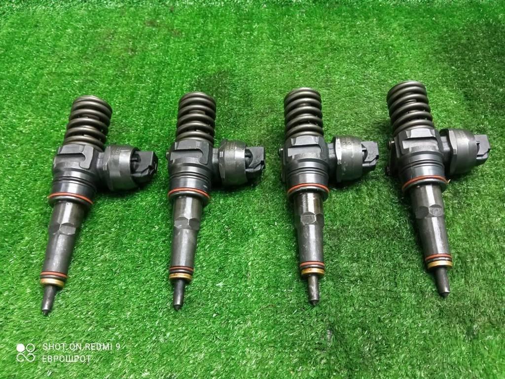 форсунка Volkswagen Golf Plus I (2005—2009) 2008, 1.9TD BXE, 038130073AM - фото №1
