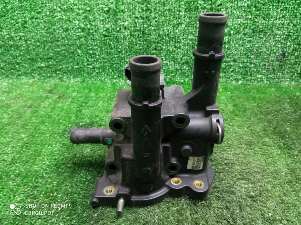 корпус термостата Opel Insignia I (2008—2013) 2010, 1.8i A18XER, 55353311 - фото №1